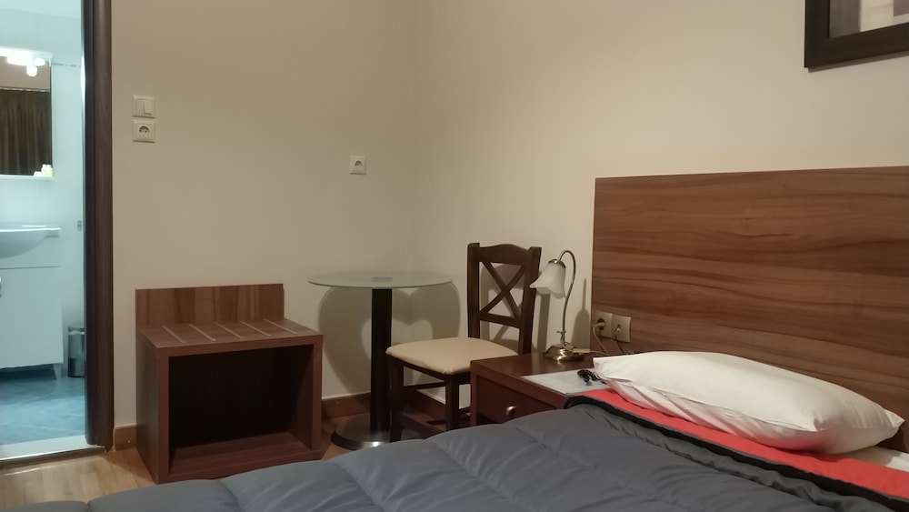 Ambrosia Suites 25/60