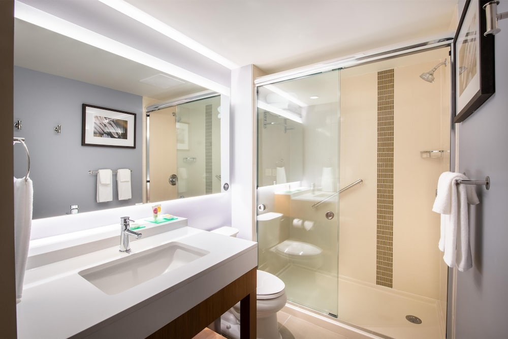 Hyatt Place East Moline/Quad Cities 52/54