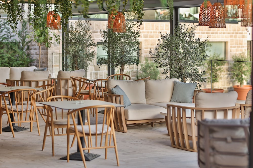 Regent Resort Budva 43/53