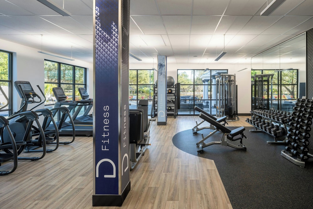 Delta Hotels by Marriott Jacksonville Deerwood 24/52