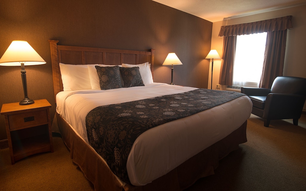 Maritime Inn, an Ascend Collection Hotel 5/13