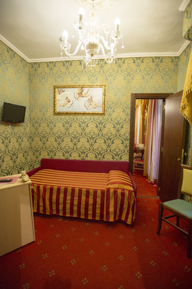 Relais Dei Papi 51/64