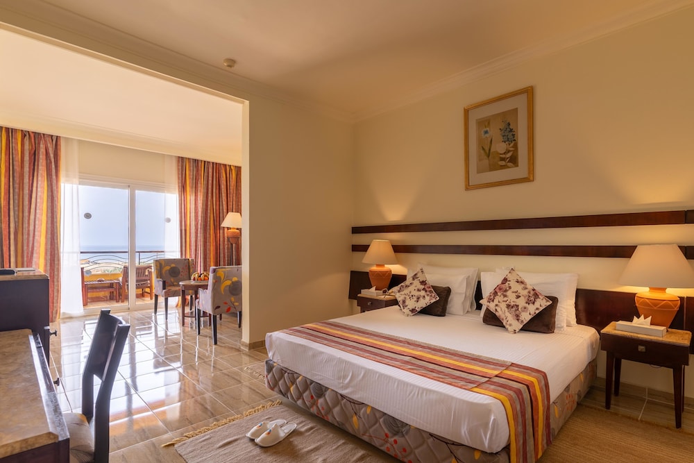 Malikia Resort Abu Dabbab 15/50