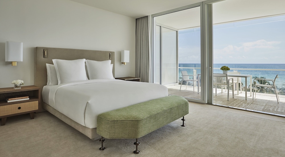 4 BEDROOMS, SUITE, OCEAN FRONT