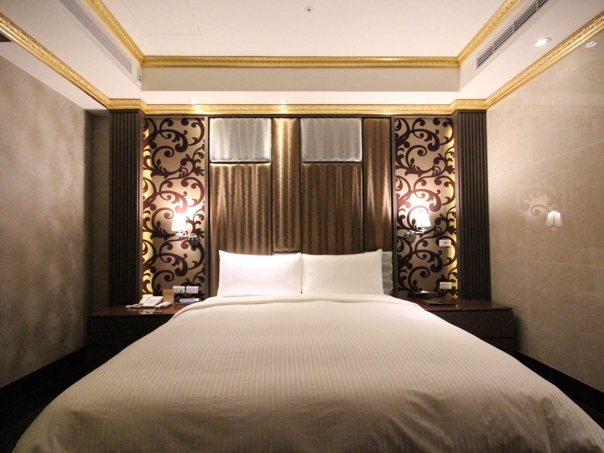 CLASSIC, DOUBLE BED