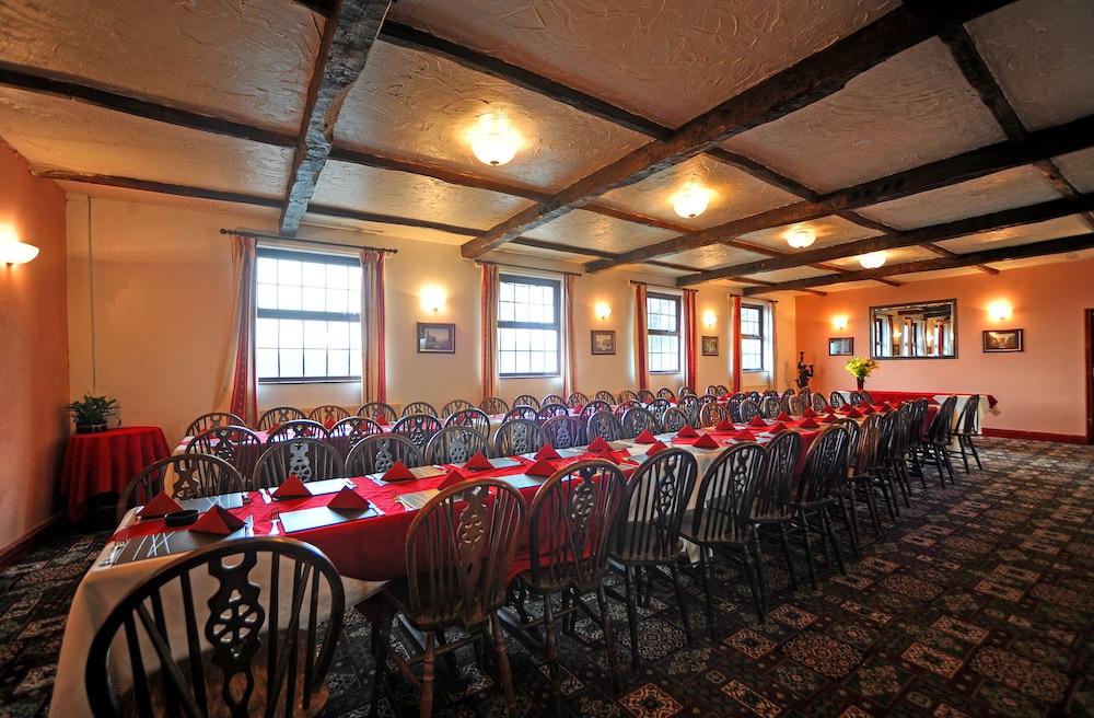 The West Country Inn 56/61