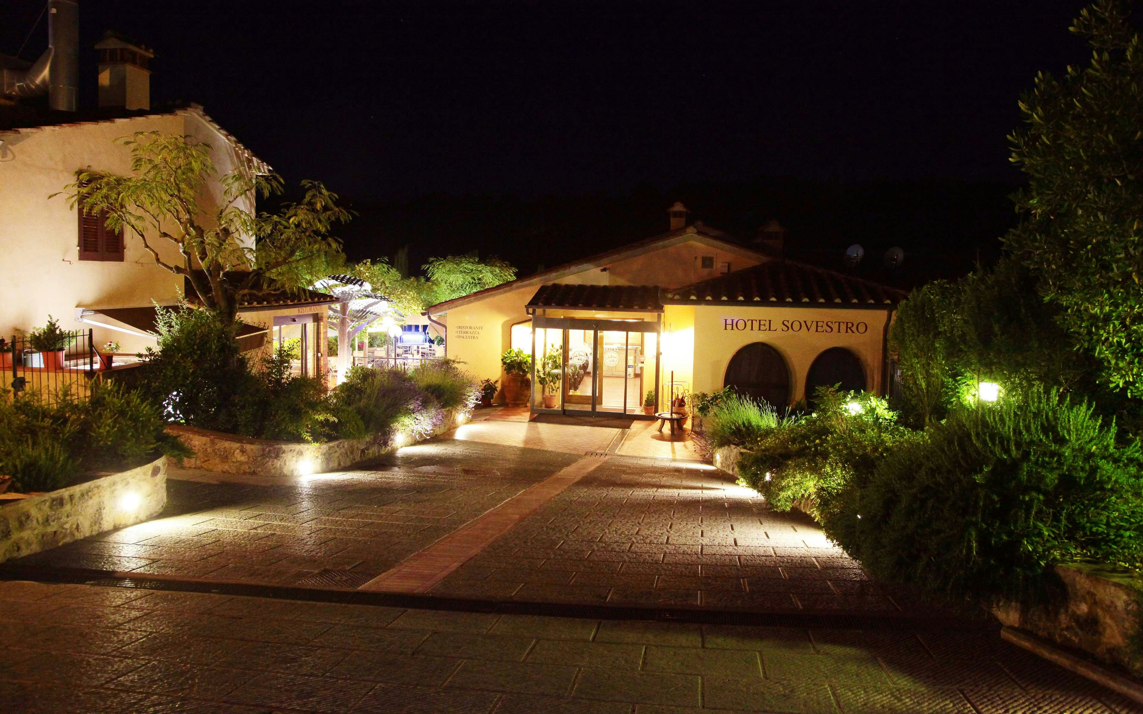 Hotel Sovestro 44/61
