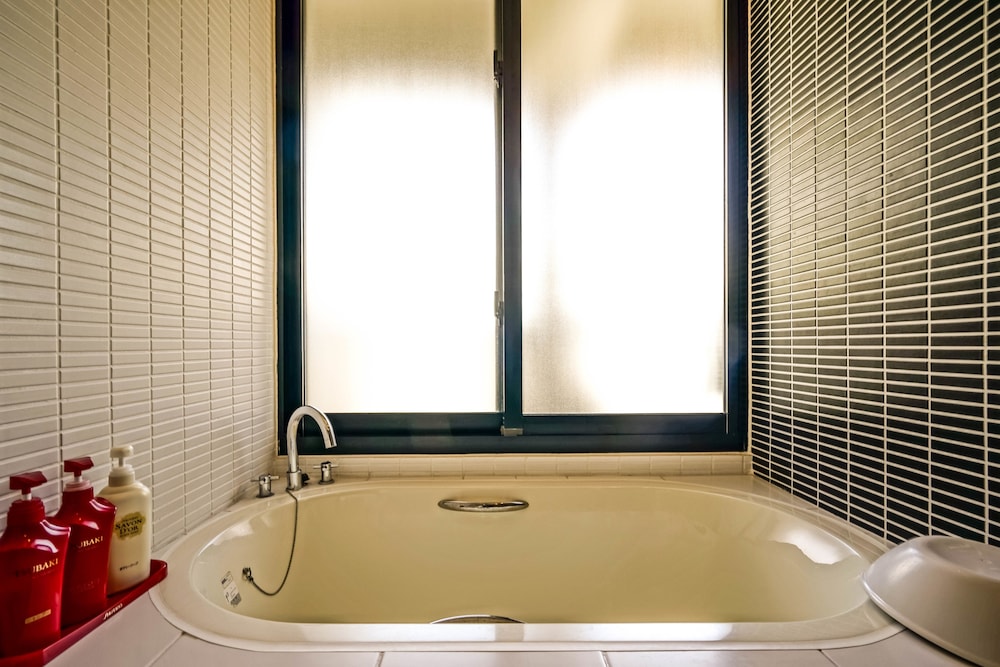 Secret House Makishi 26/50