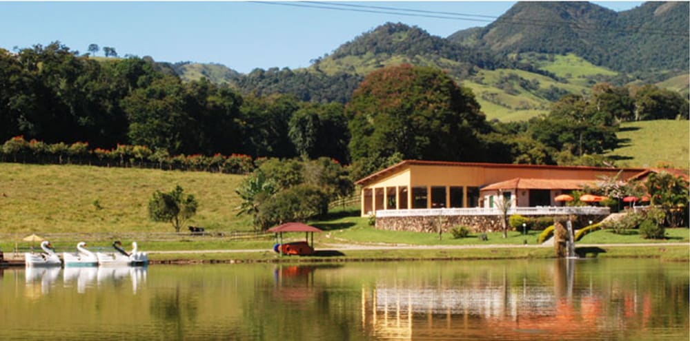 HOTEL FAZENDA VALE DA MANTIQUEIRA 60/72