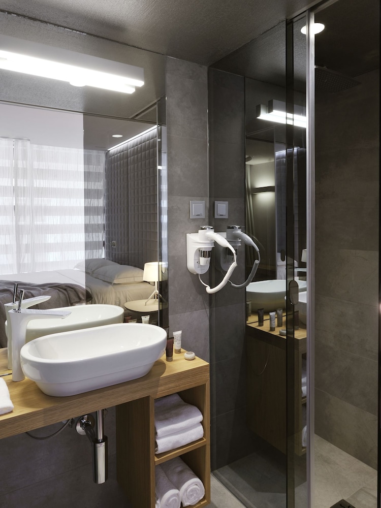 Vander Urbani Resort A Member of Design Hotels 28/57