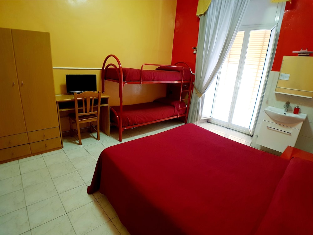 Hotel Ginevra 12/71