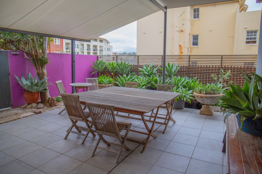 Dive Hotel Coogee Beach 42/53