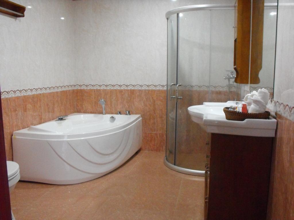 La Ong Dao Hotel 2 32/32