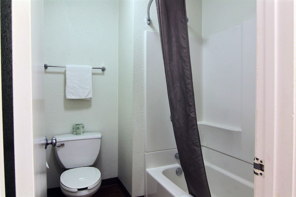 Motel6 Bismarck, ND 19/54