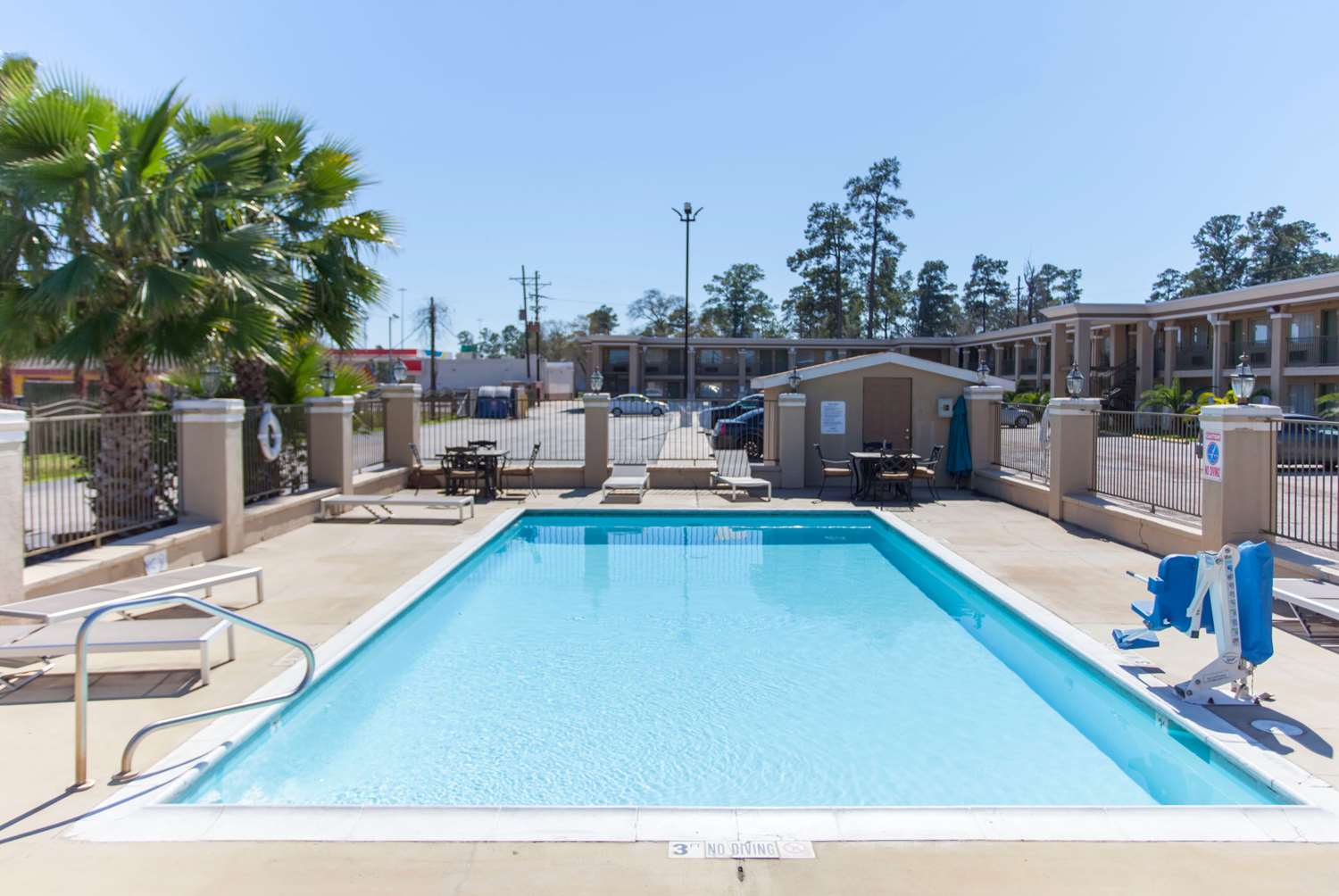 Days Inn By Wyndham Shenandoah 50/52