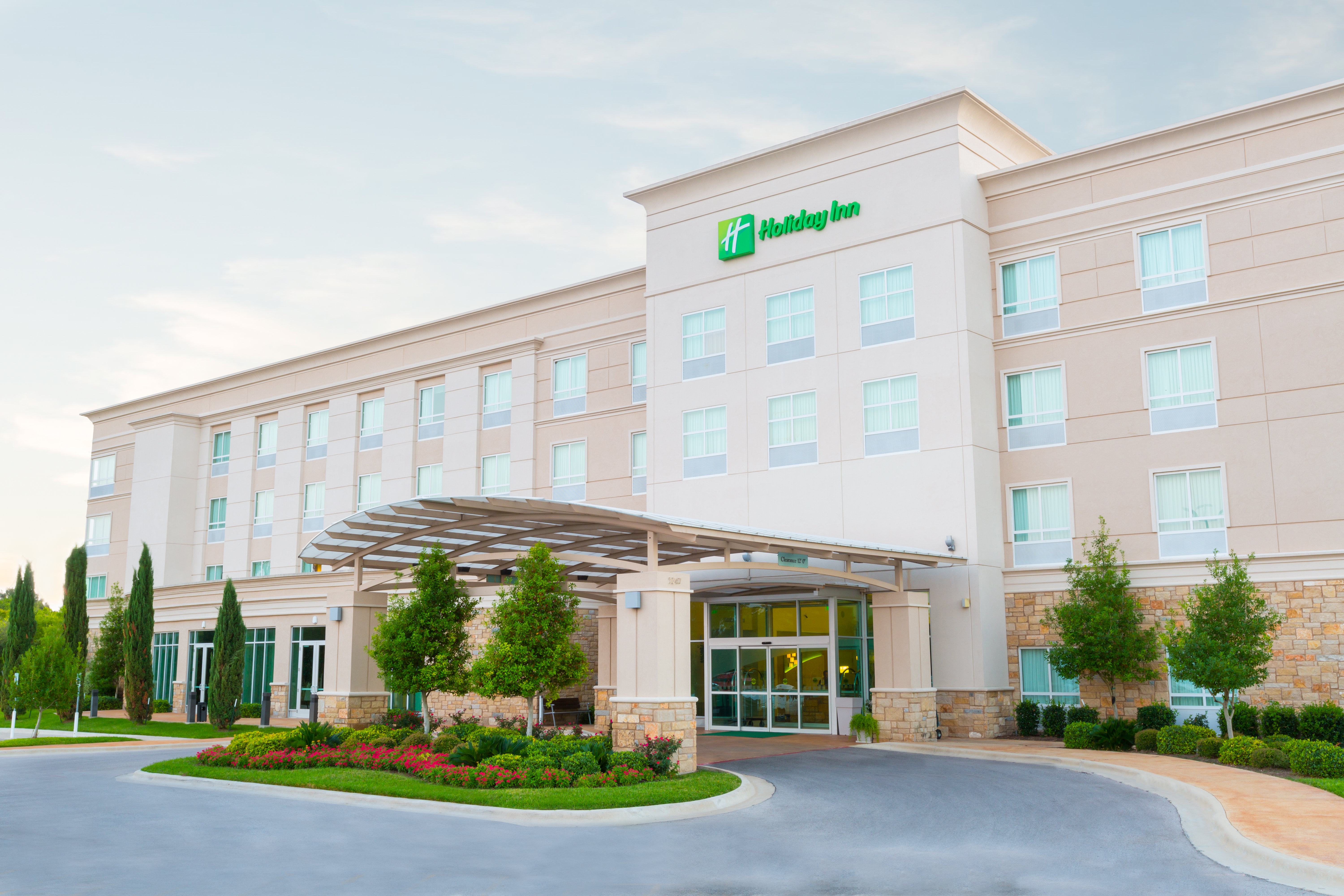Holiday Inn Temple-Belton 9/69