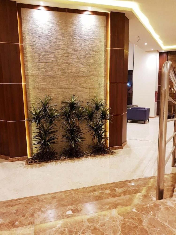 لي لي للشقق المفروشة(Lily Hotel Suite Mubarraz) 8/46