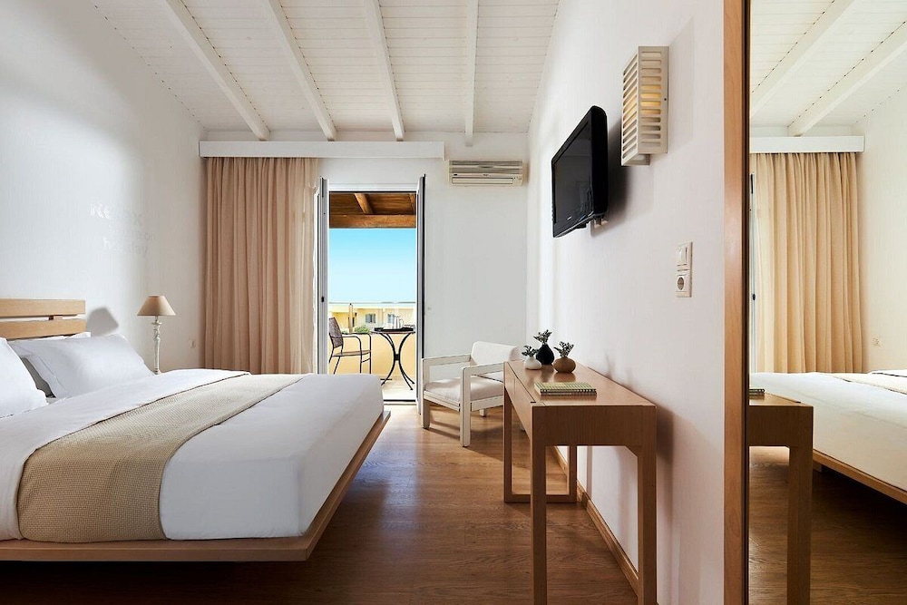 Vasia Sea Retreat - Adults Only 8/36