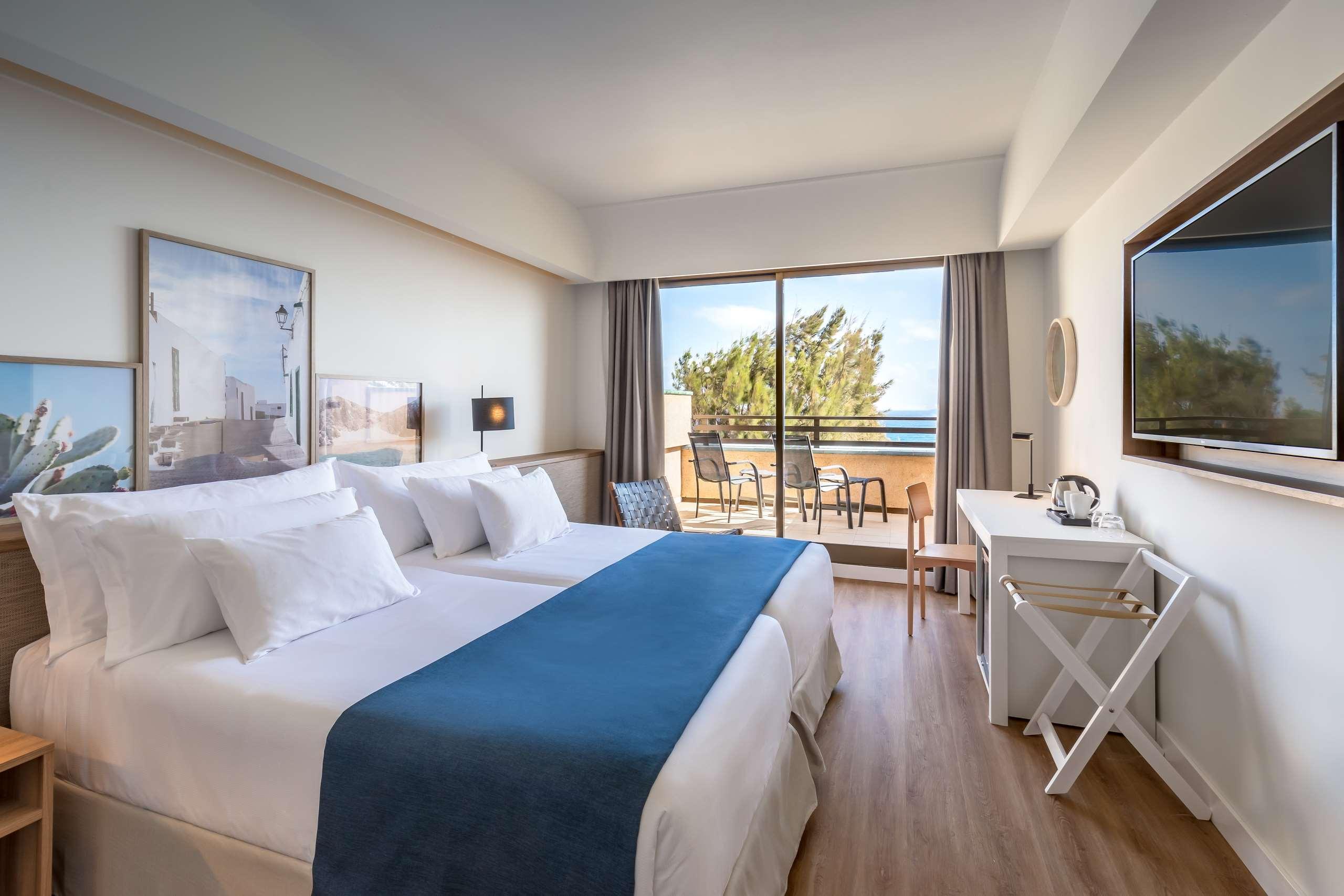 DOUBLE SEA VIEW