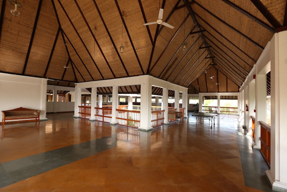 Le Pondy Resort 47/50