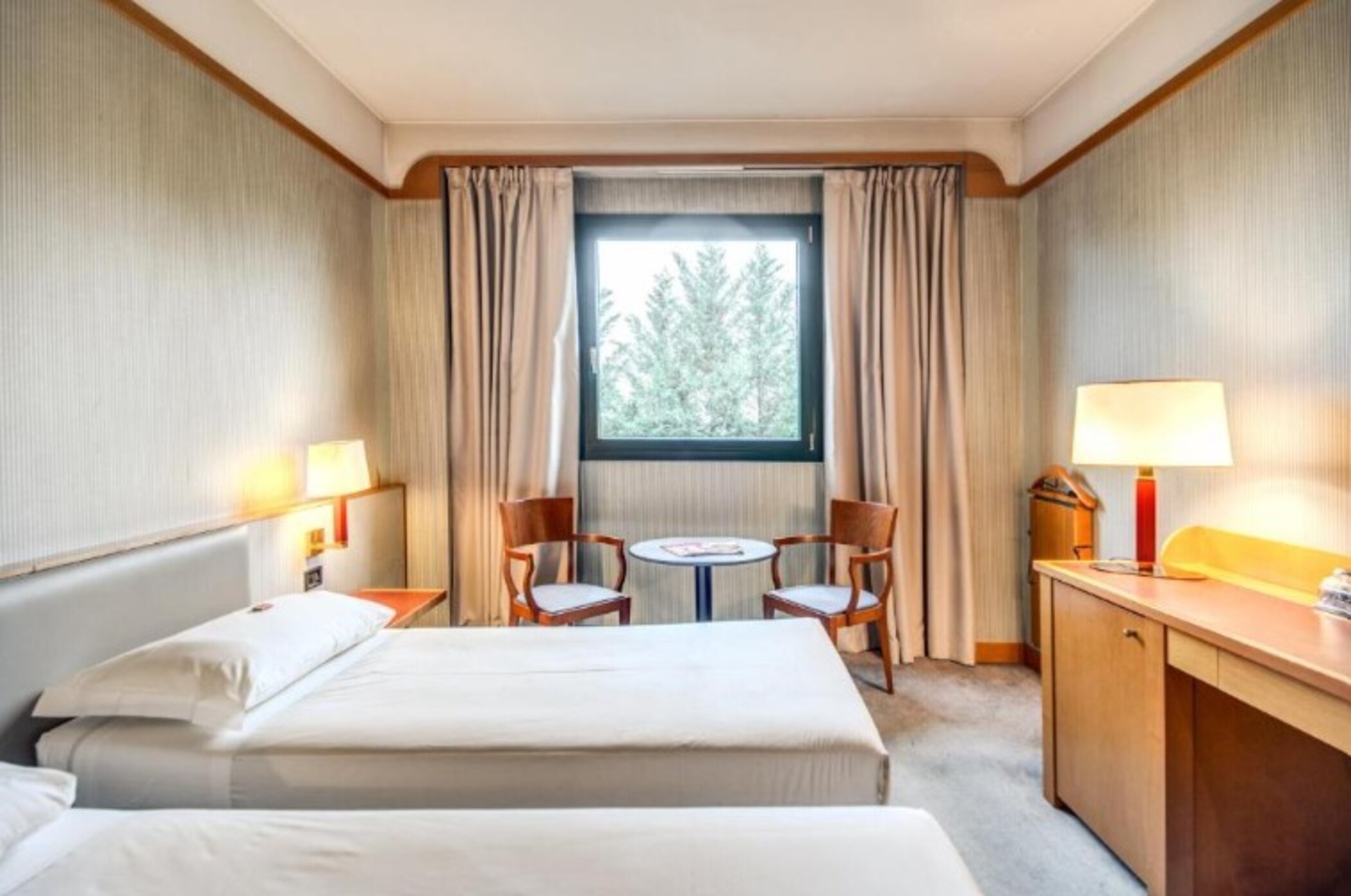 Room, Single
