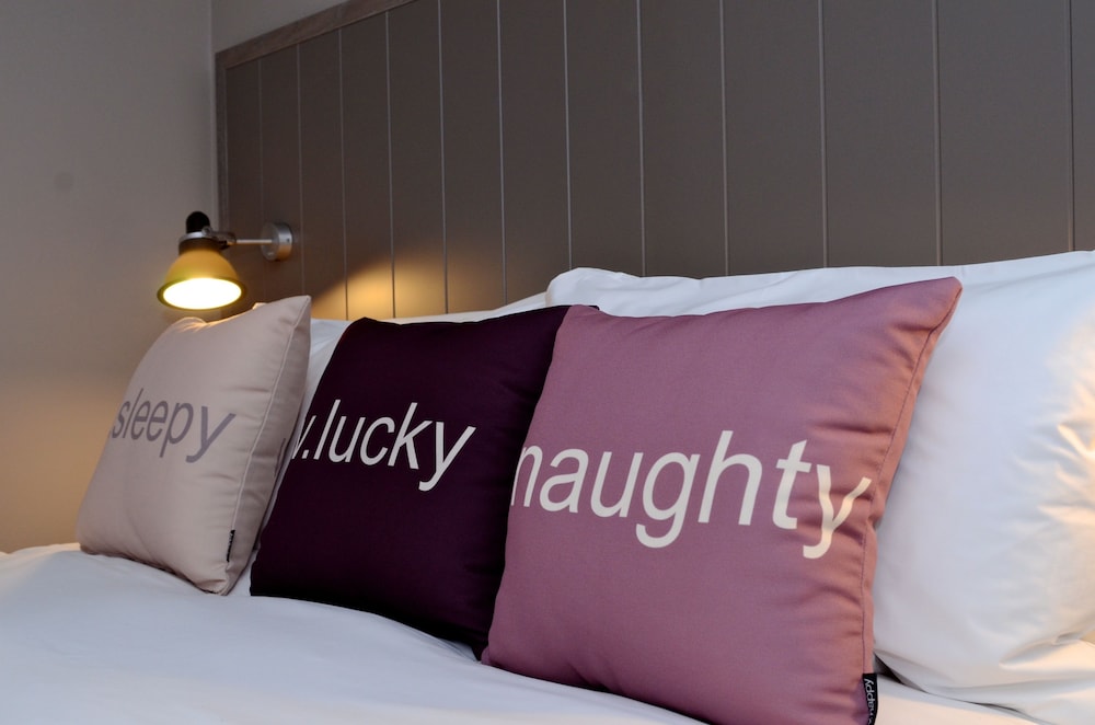 Village Hotel Hull 25/61