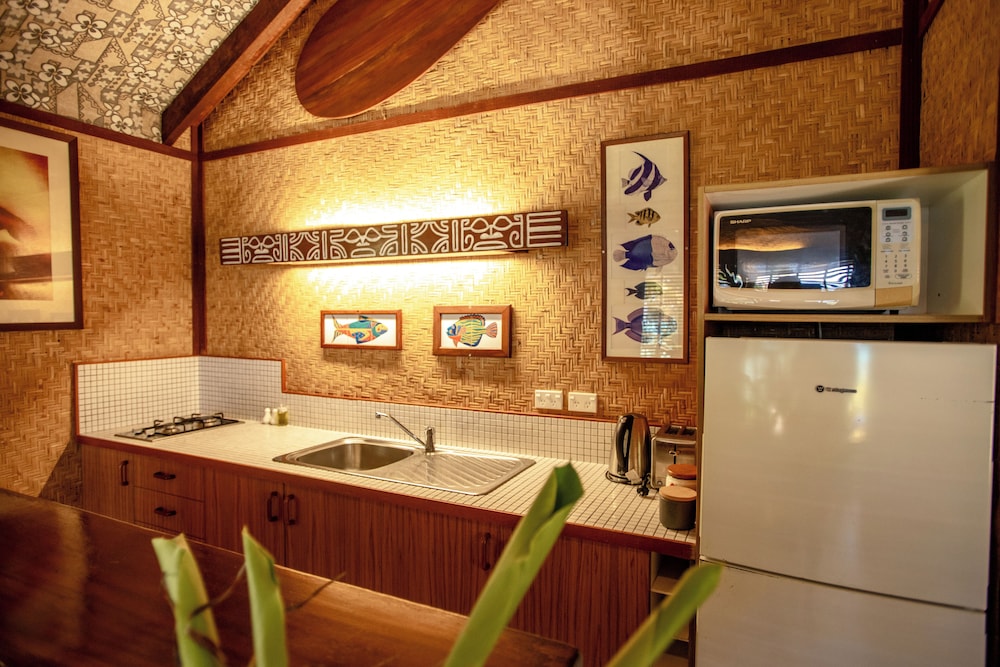 Rarotonga Beach Bungalows 11/50
