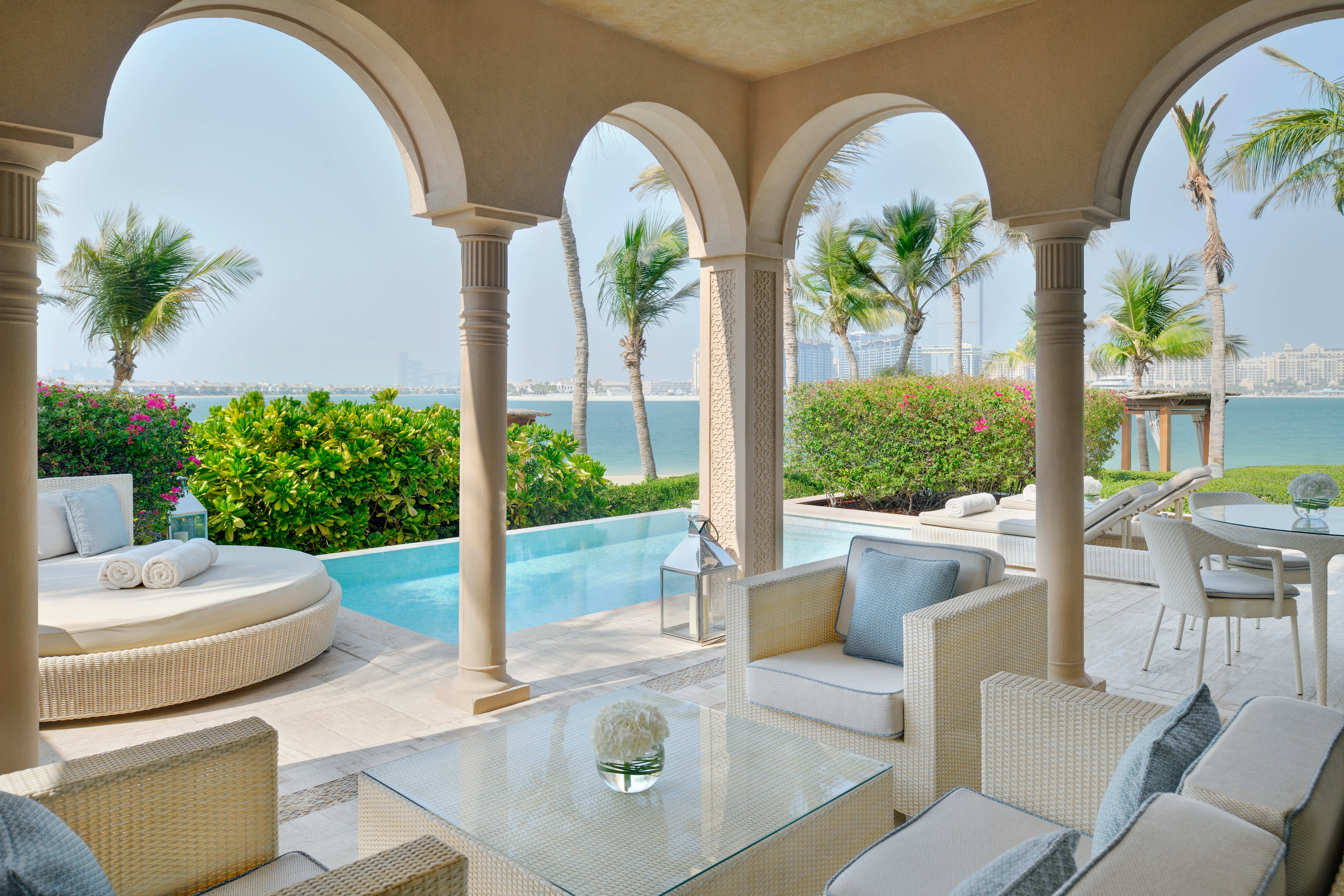 swimming pool spa
