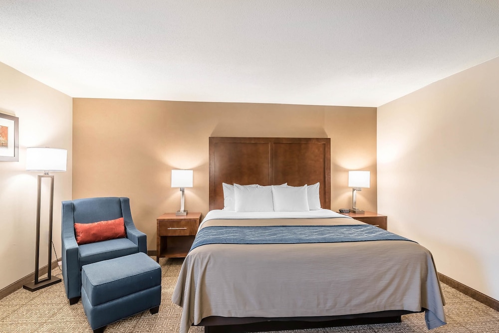 Comfort Inn Concord South End 7/40