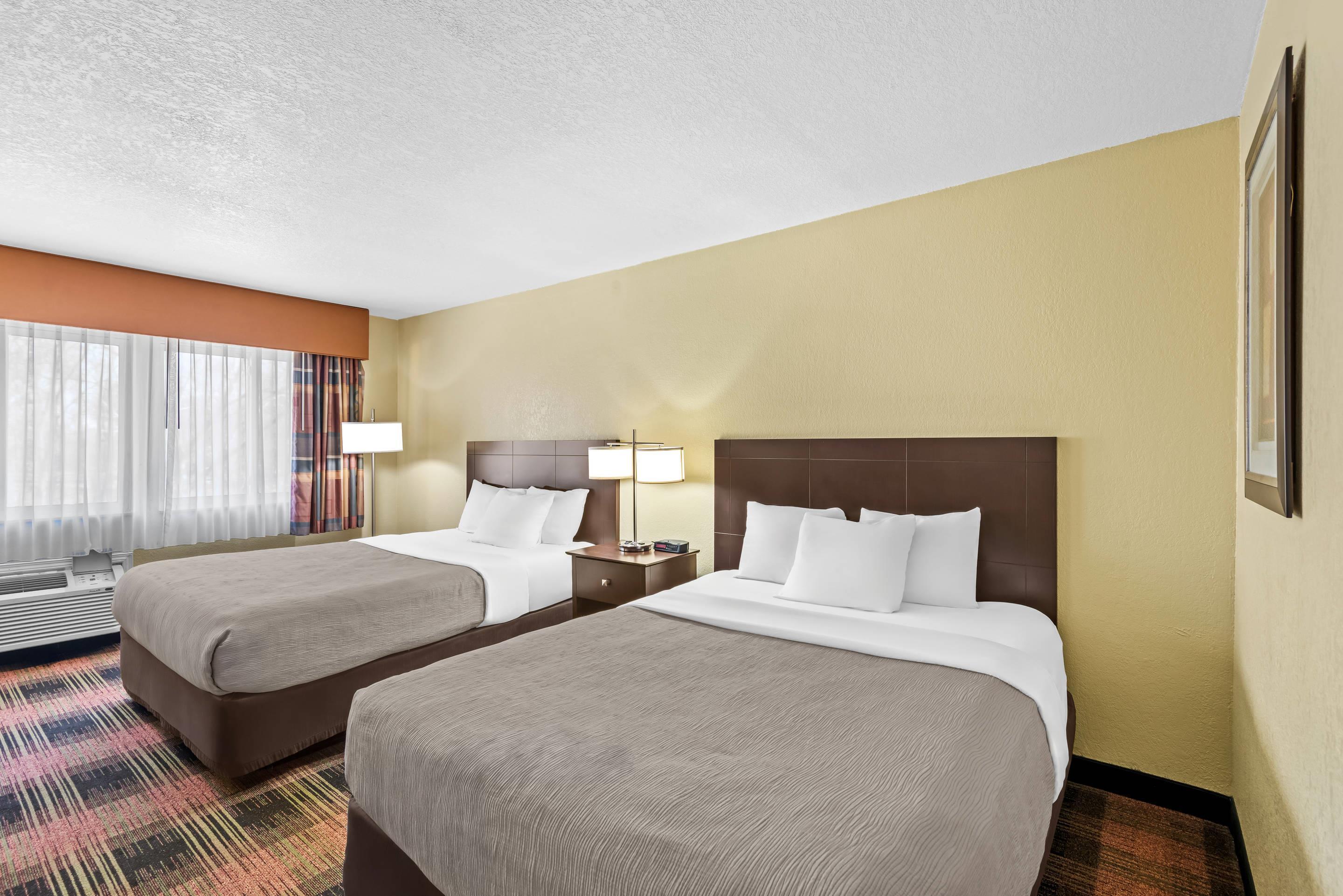 ROOM, 2 QUEEN BEDS
