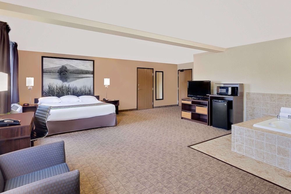 Super 8 By Wyndham Lebanon 16/32