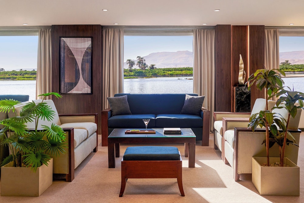 Movenpick Royal Lily Nile Cruise 15/28
