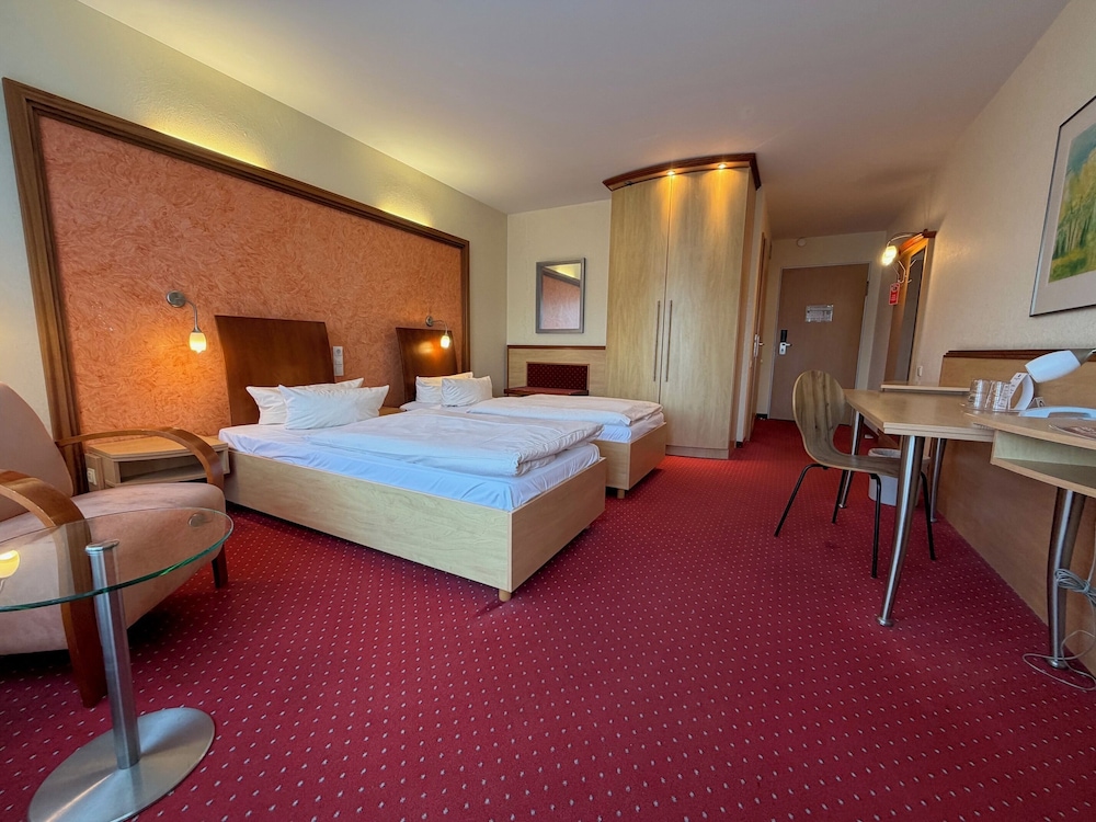 Ascot Bristol Hotel Potsdam 17/55