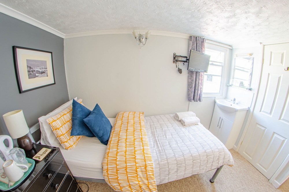 Olivers Guest House 20/29