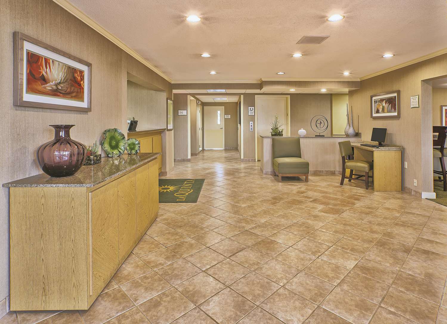 La Quinta Inn Toledo Perrysburg 5/17