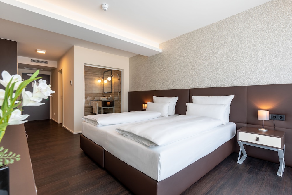 Trip Inn Conference Hotel & Suites 34/54