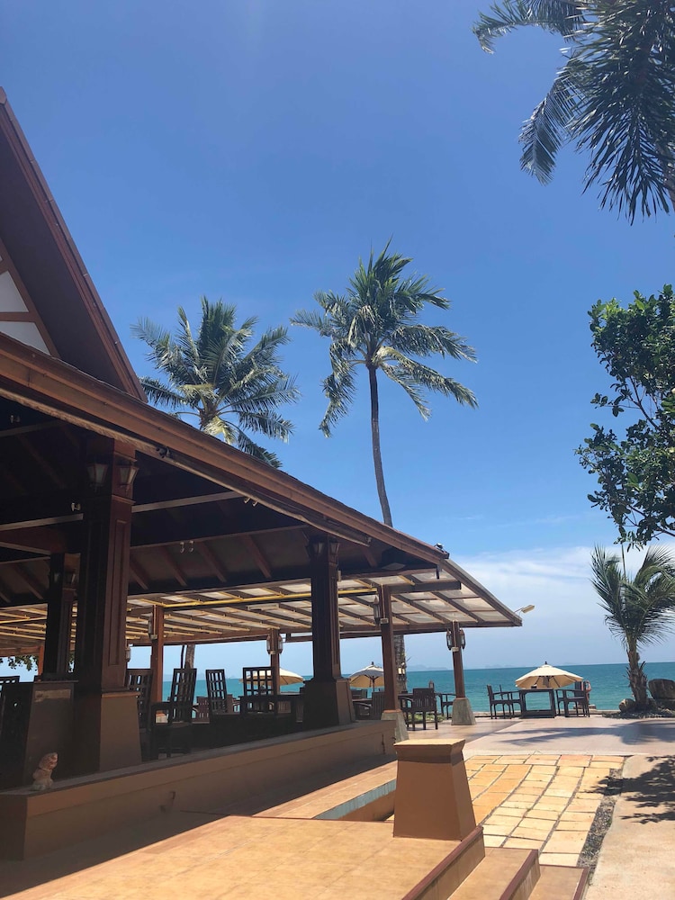 KANOK BURI RESORT 69/75