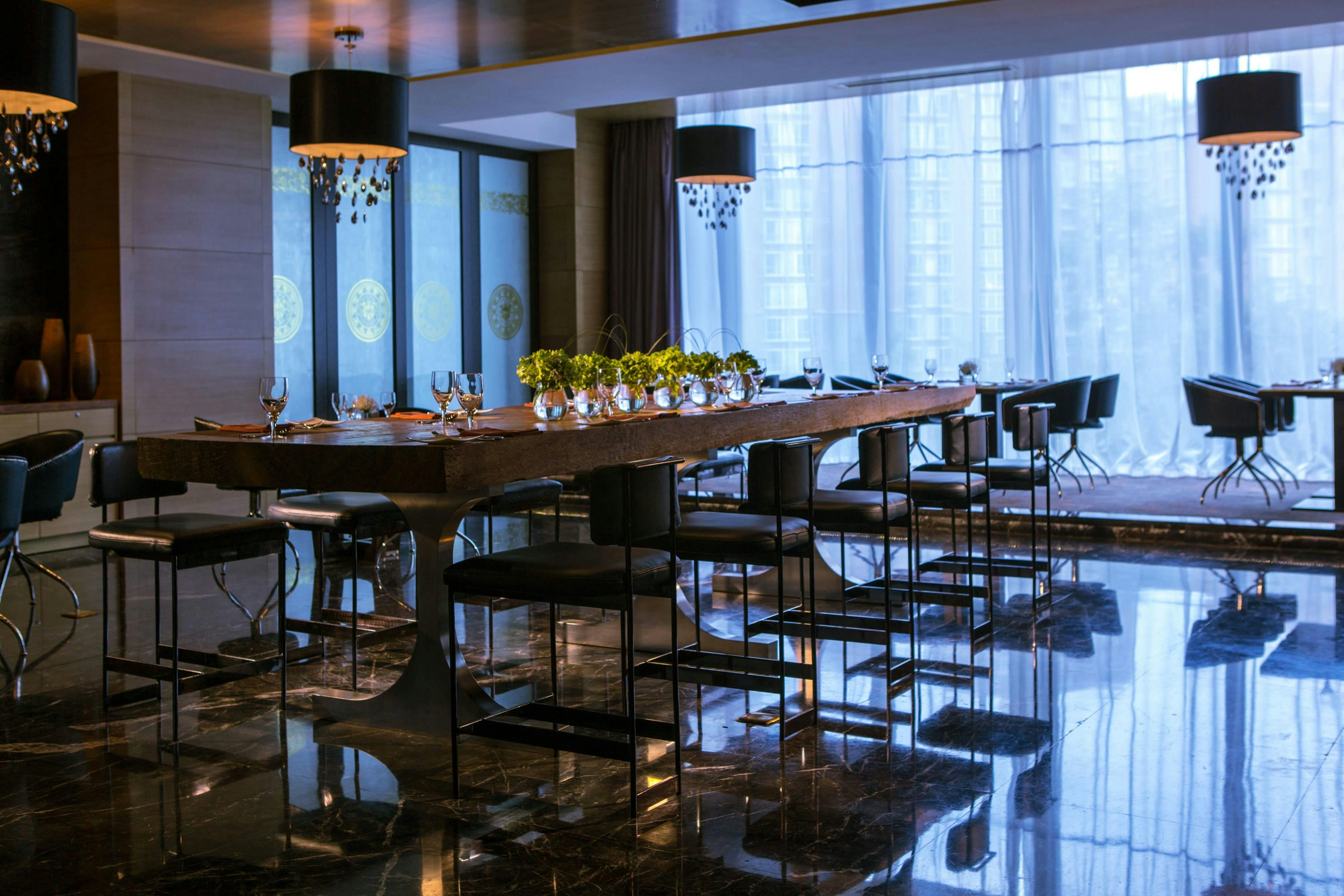 Renaissance Guiyang Hotel 5/8