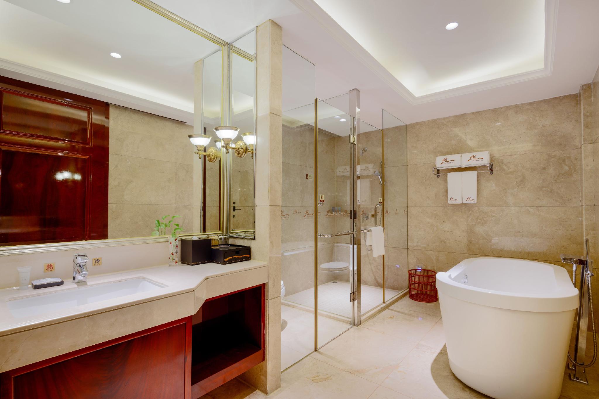 Oriental Bixi Hotel (Country Garden Alliance Zhongshan Branch) 52/53