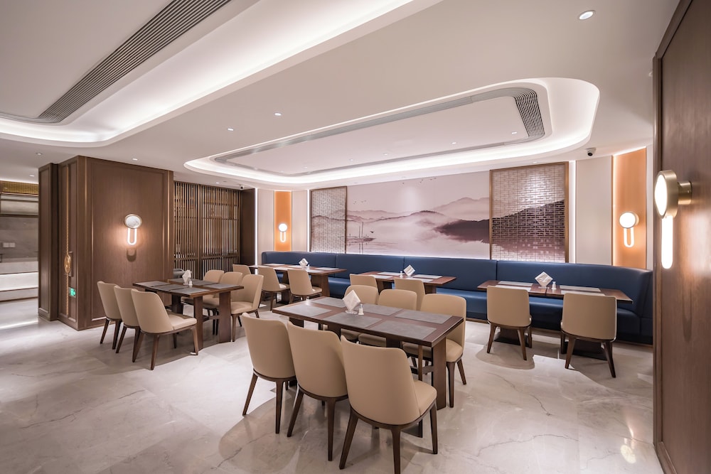Beijing Guangxi Hotel 34/50