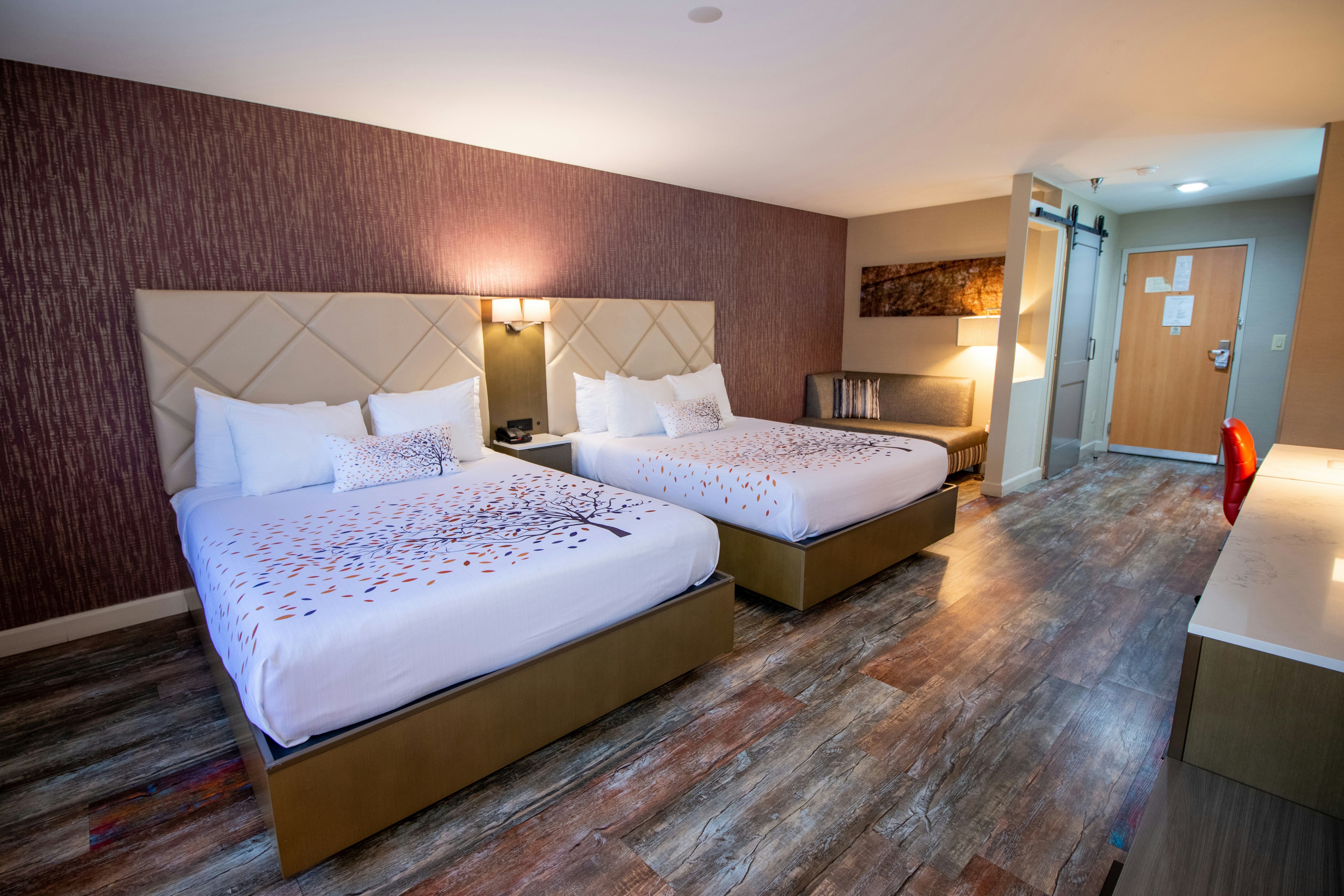 Empeiria High Sierra Hotel 8/50