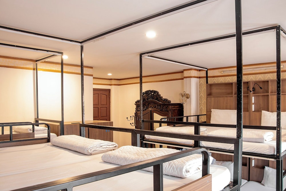 Group Nest Hotel 15/53