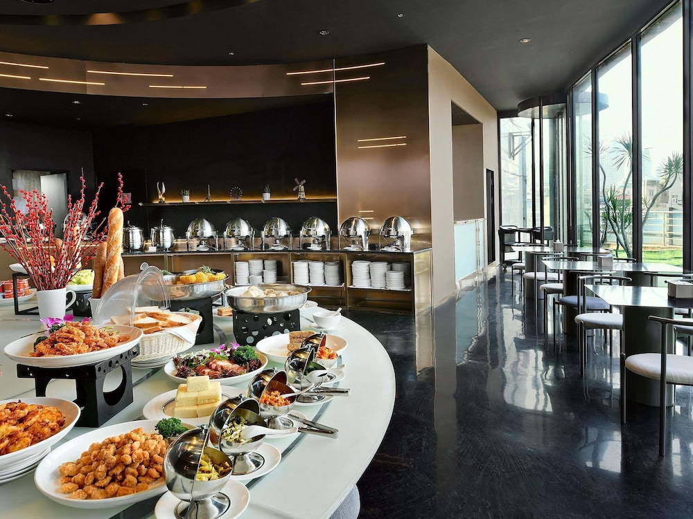 Mercure Xiamen On the Bund 45/58