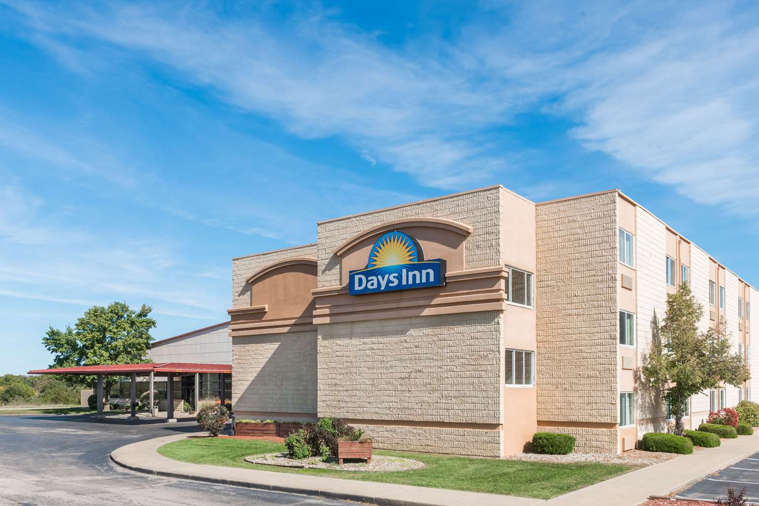 Days Inn By Wyndham Kirksville 1/12