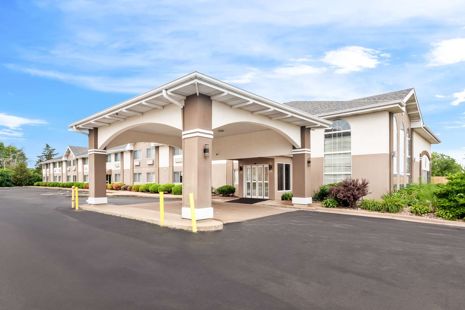 Best Western Airport Inn 36/39