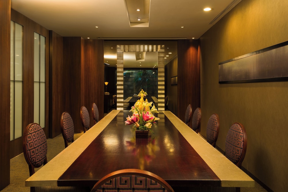 Les Suites Taipei Ching Cheng 47/67