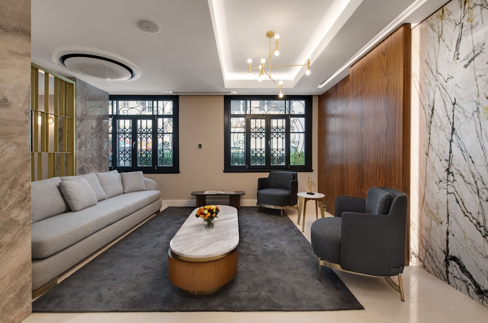 Gleam Collection Hotel 47/62