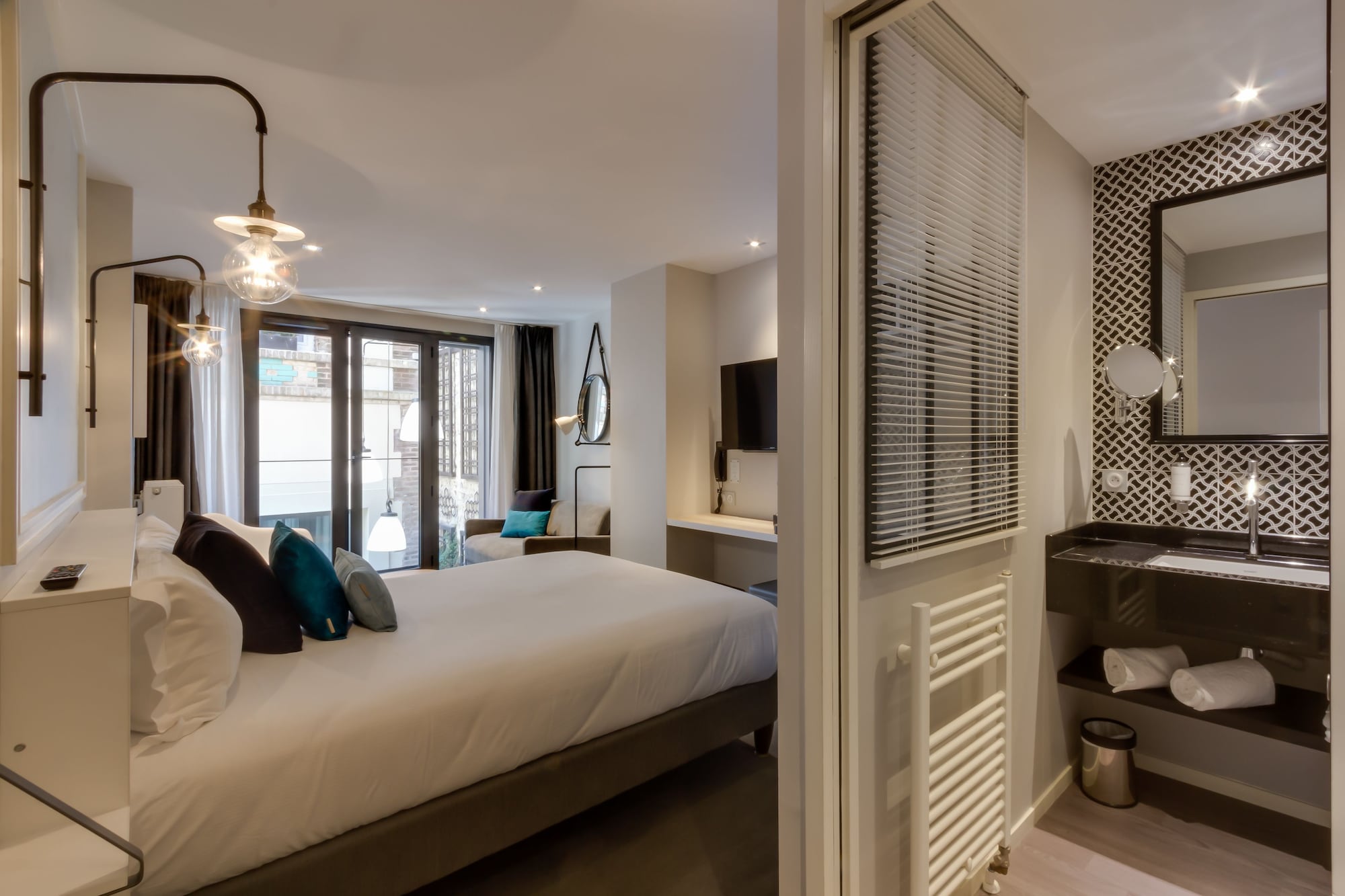 جناح جونيور بسرير كينج مع أريكة، Hotel Les 2 Villas 10/10