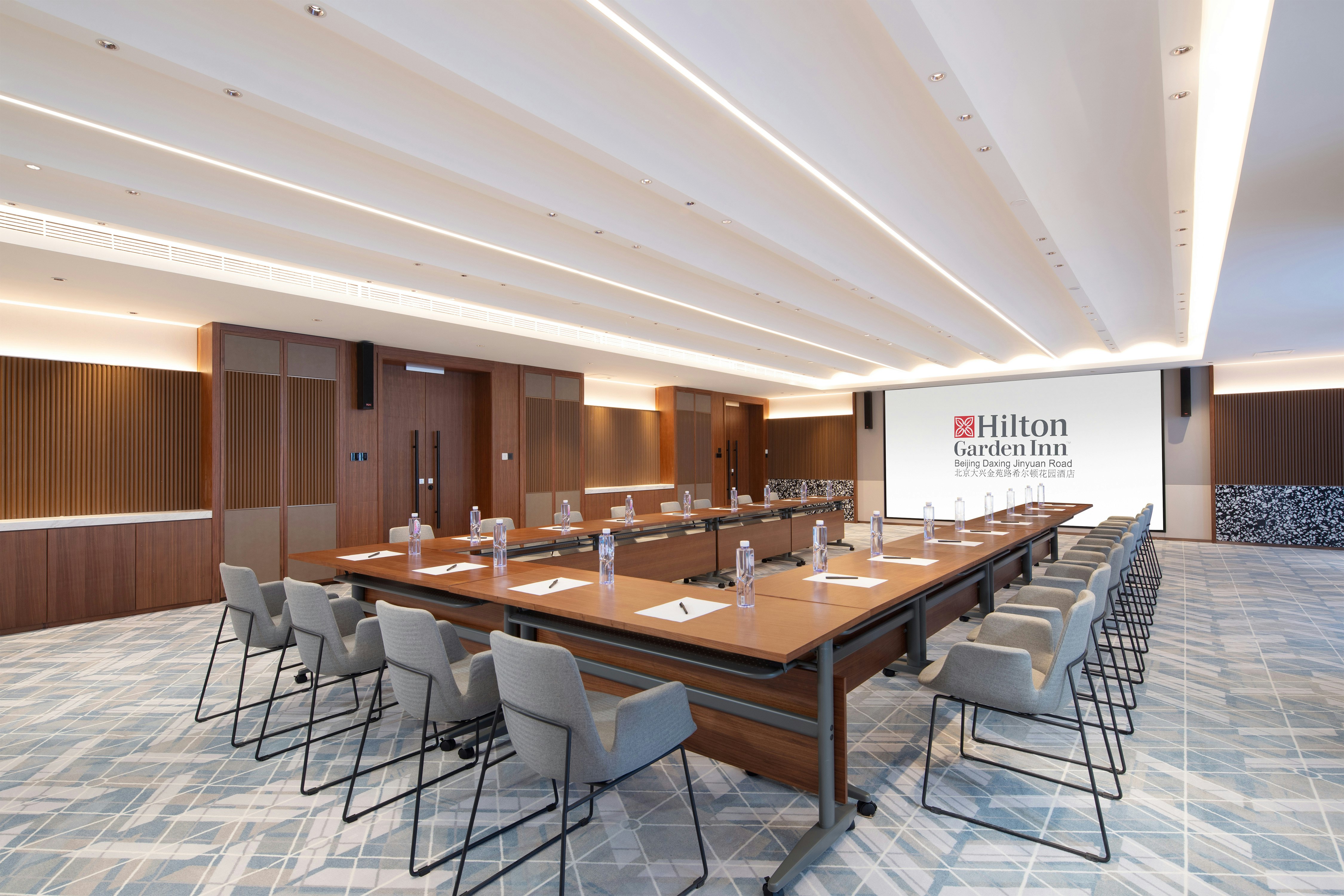 Hilton Garden Inn Beijing Daxing Jinyuan Road 30/32