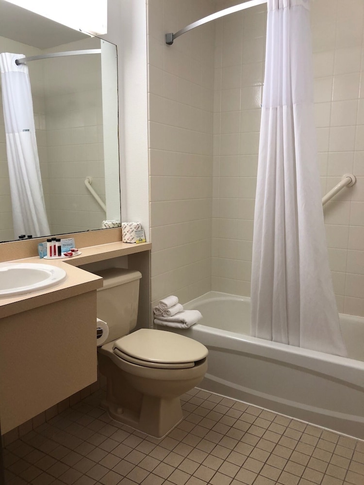 Days Inn by Wyndham Coeur d Alene 15/61